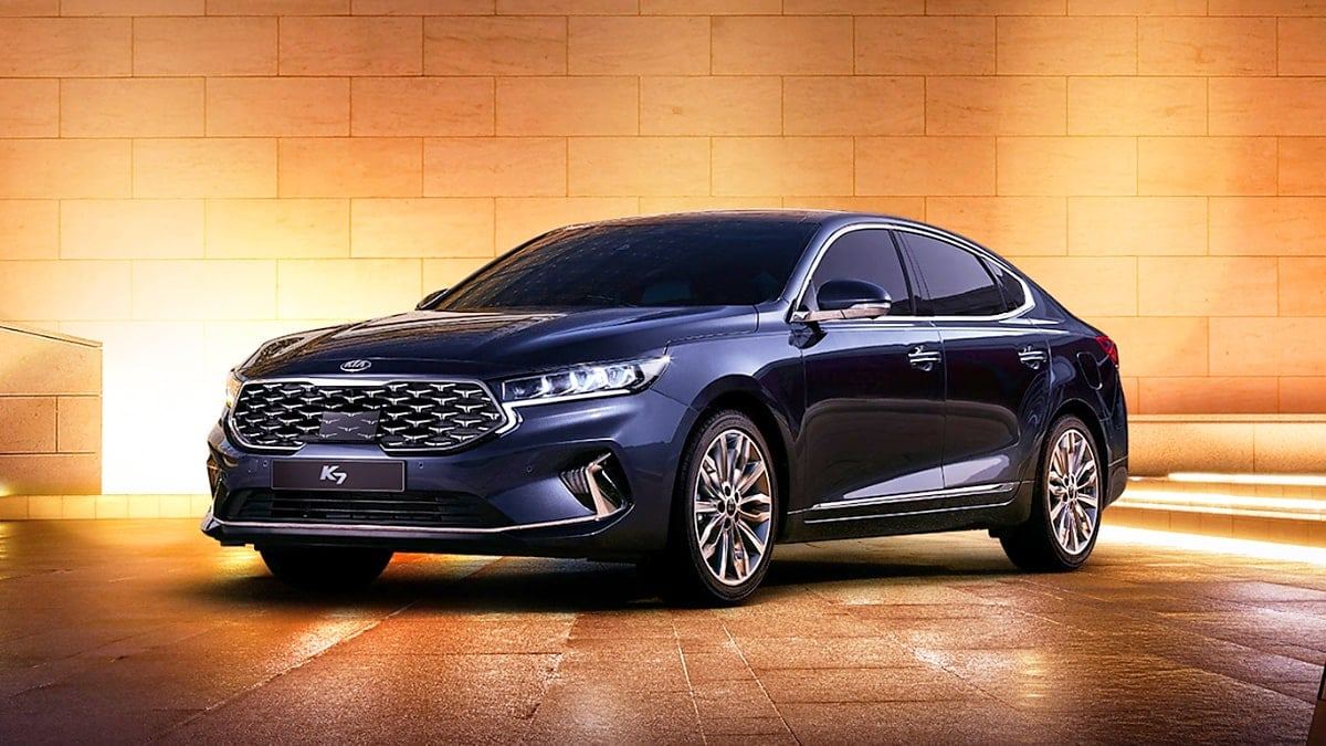 Kia-K7-Used-Cars-Maintain-Popularity-5.jpg
