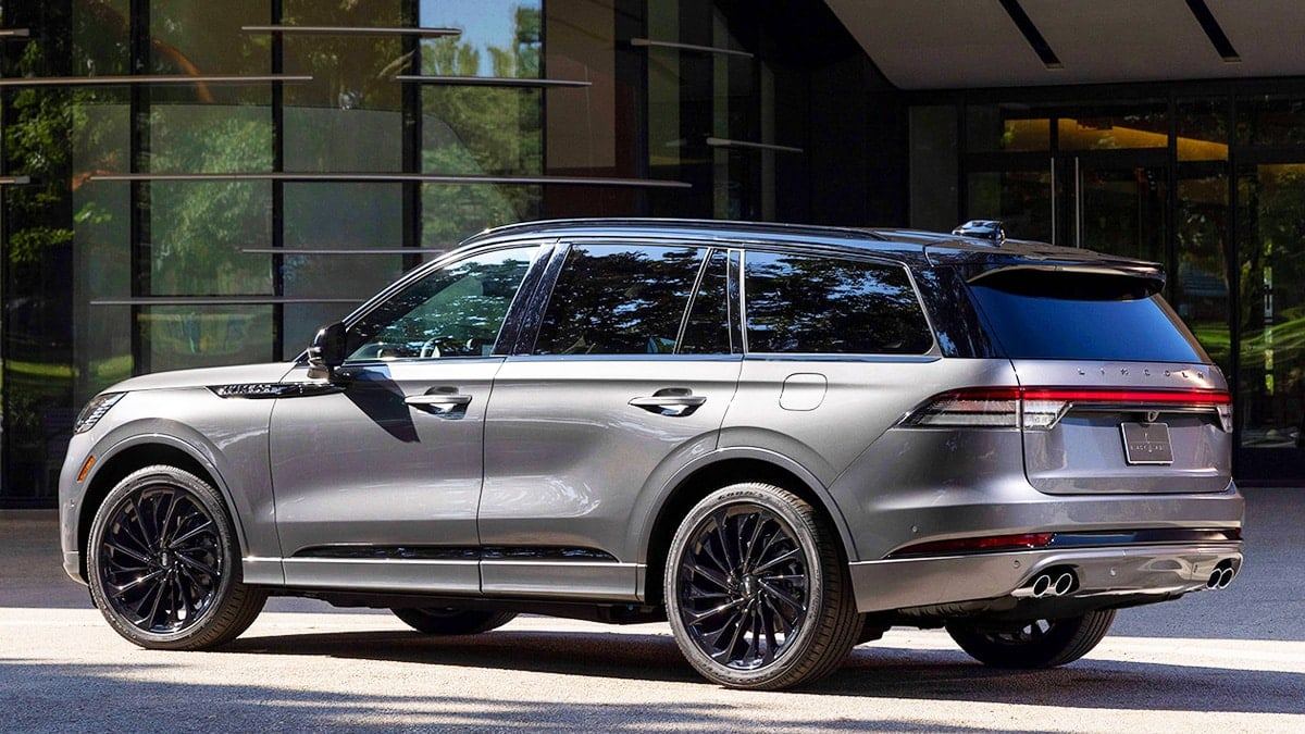 lincoln-aviator-summer-promotion-2025-features-4.jpg
