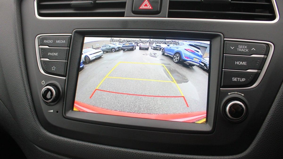 The-Real-Meaning-of-Car-Rearview-Camera-Guideline-Colors-2.jpg