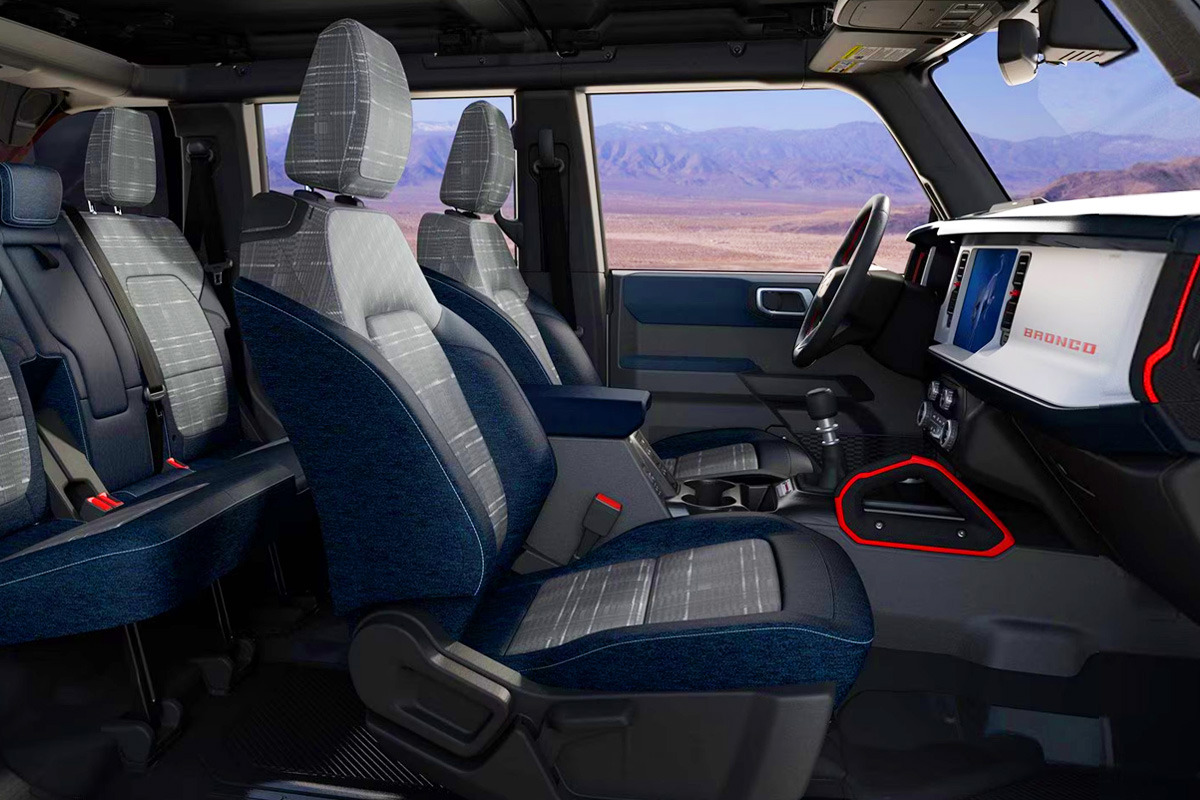 Ford-2025-Bronco-Heritage-Edition-4.jpg
