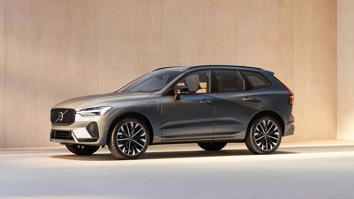volvo-xc60-bestselling-model-history-27-million-sales-5.jpg