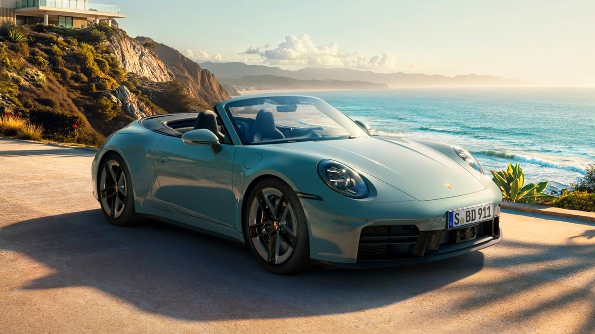 Porsche-unveils-three-new-911-4S-models-2.jpg