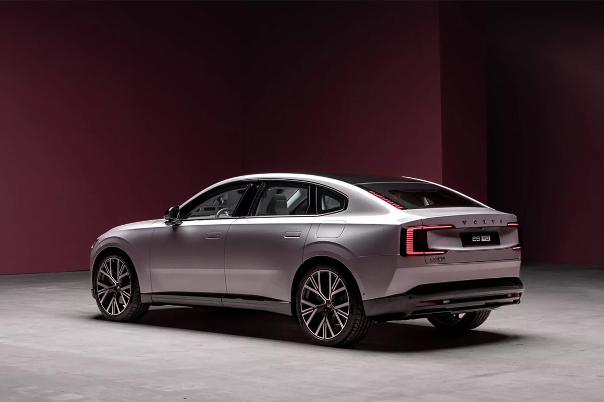 Volvo-ES90-unveiled-12.jpg