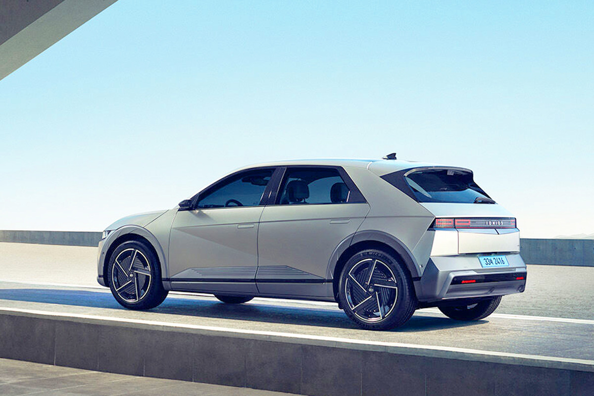 Hyundai-2025-Ioniq-5-and-Kona-EV-1.jpg
