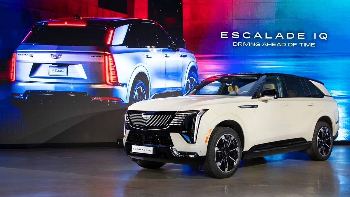 Cadillac-Escalade-IQ-officially-launched-in-Korea-1.jpg