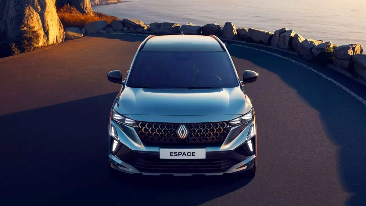 Renaults-new-Espace-is-expected-to-compete-with-the-Sorento-5.jpg