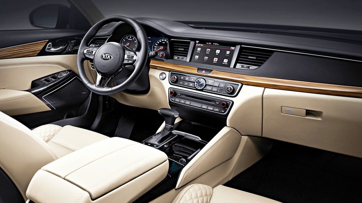 kia-all-new-k7-used-car-review-grandeur-alternative-2.jpg
