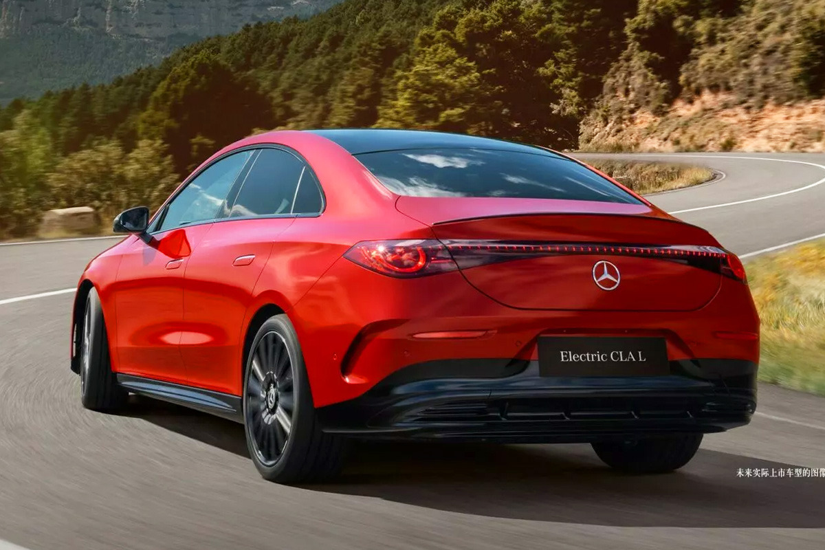 Mercedes-Benz-unveils-new-CLA-L-4.jpg