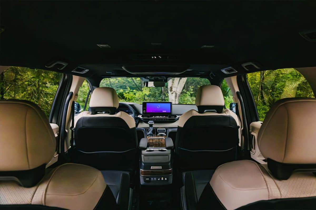 Toyota-2025-Sienna-7.jpg