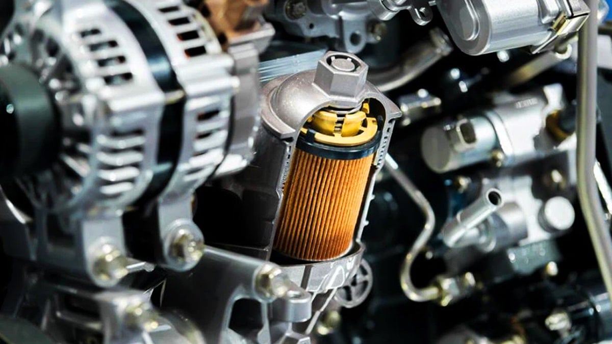 car-fuel-filter-replacement-guide-cost-symptoms-3.jpg