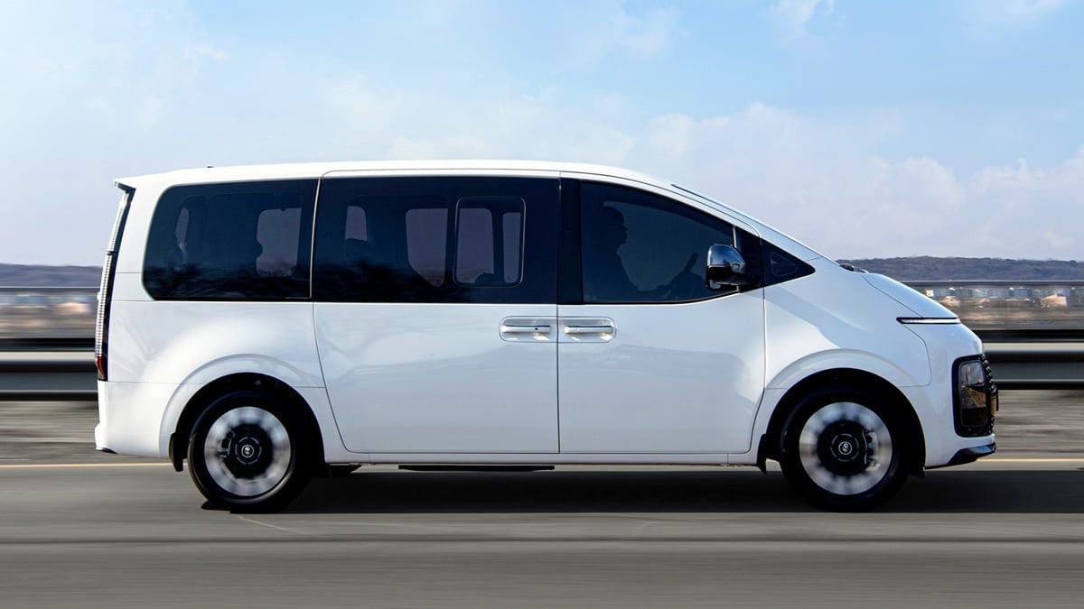 Hyundai-Starex-successor-new-MPV-to-be-released-5.jpg