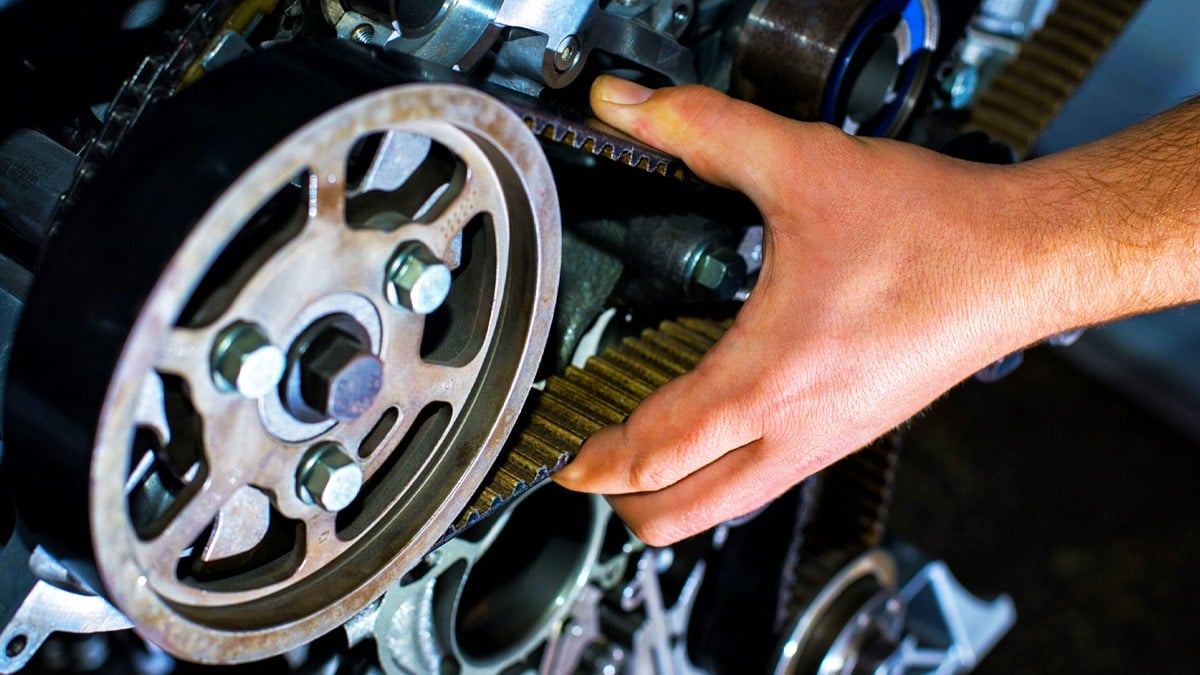 timing-belt-replacement-cost-symptoms-engine-failure-risk-3.jpg