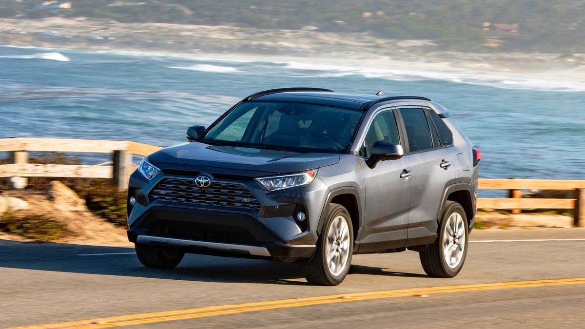 toyota-rav4-hybrid-owner-review-rating-fuel-economy-5.jpg