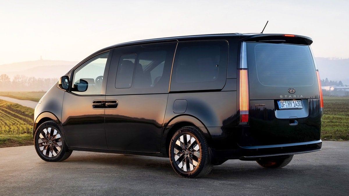 Attention-to-Hyundai-Staria-July-Discount-Promotion-2.jpg