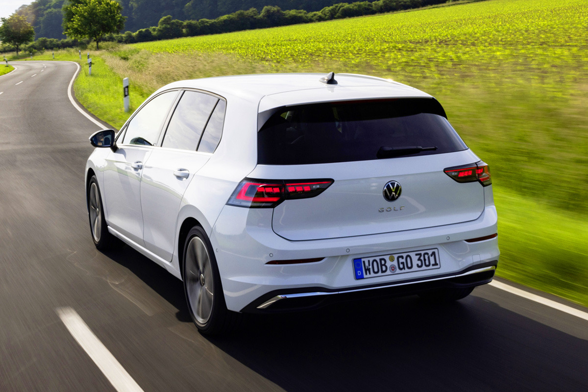 Volkswagen-Korea-Launches-The-New-Golf-4.jpg