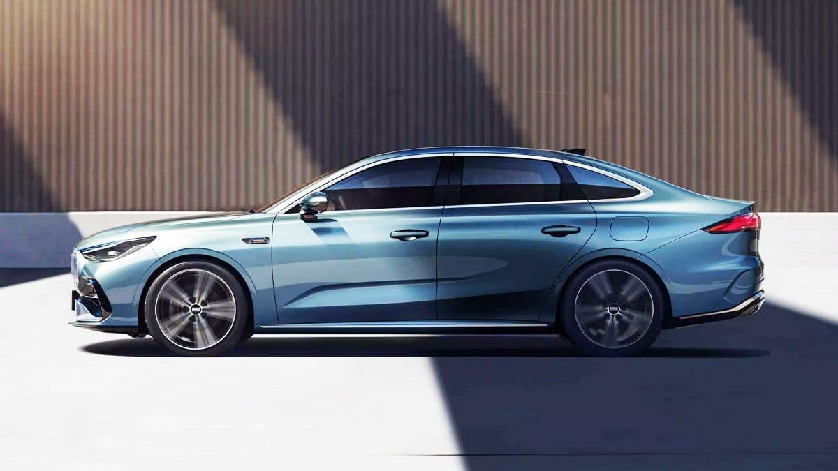 geely-galaxy-star-6-hybrid-sedan-amg-design-price-5.jpg