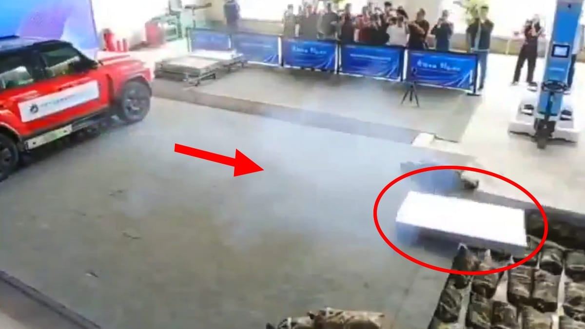 china-ev-battery-ejection-experiment-safety-concerns-2.jpg