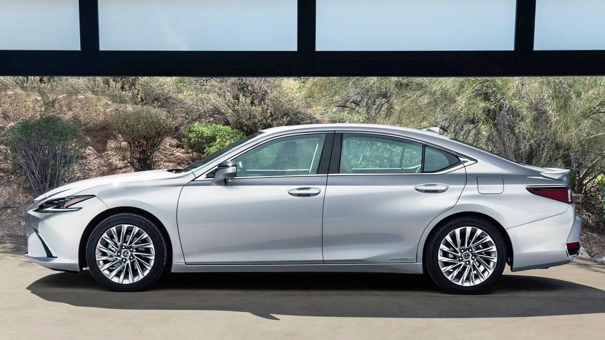 lexus-es-300h-hybrid-owner-review-9-5-rating-1.jpg