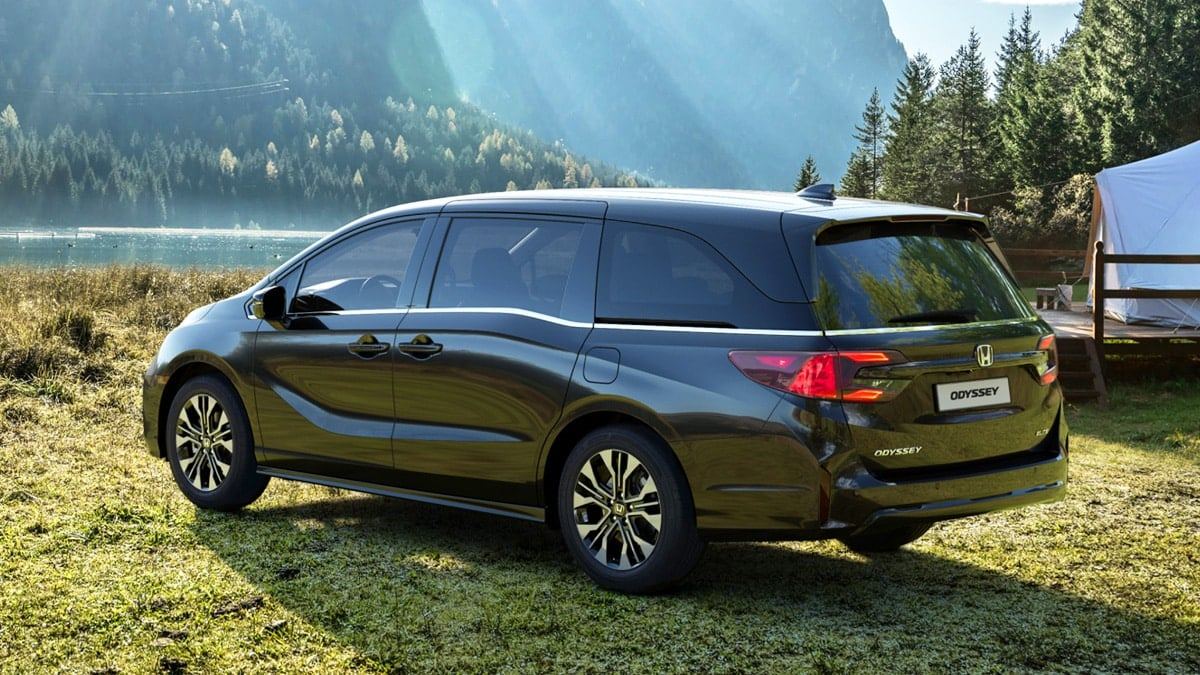 Hondas-new-Odyssey-is-popular-as-a-family-car-3.jpg