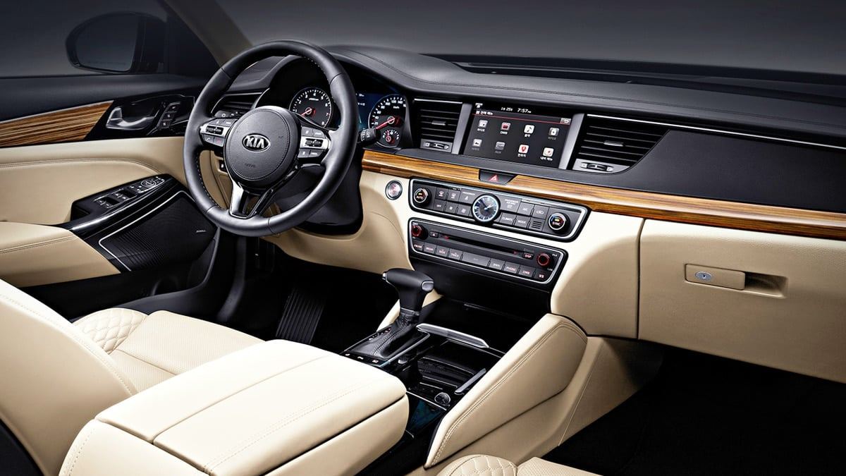 Kia-K7-Used-Cars-Maintain-Popularity-3.jpg