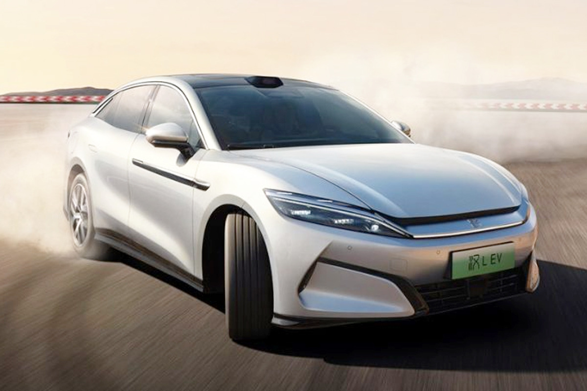 BYD-Han-L-electric-hybrid-sedan-launched-4.jpg