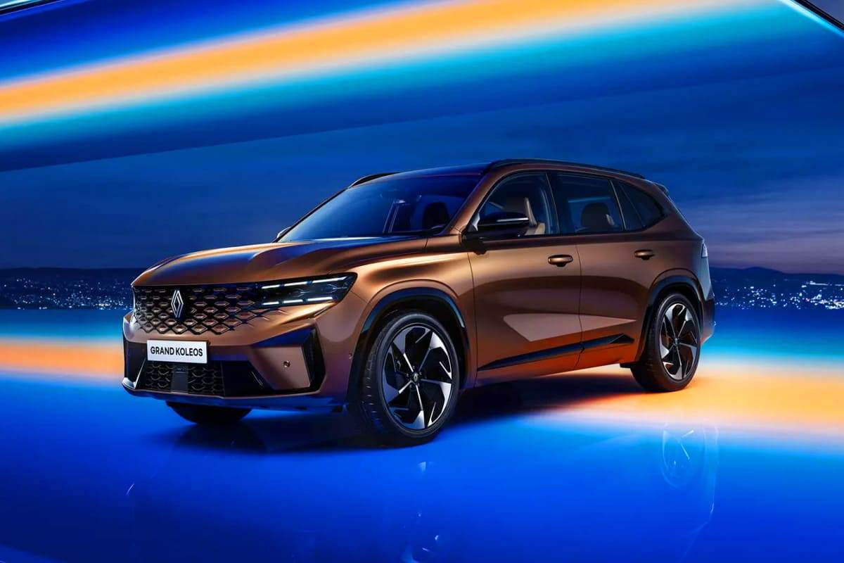 Grand-Koleos-Car-of-the-Month-1.jpg