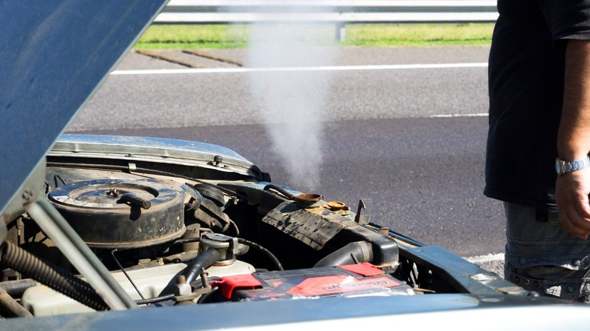 How-to-Deal-with-an-Overheating-Car-Engine-2.jpg