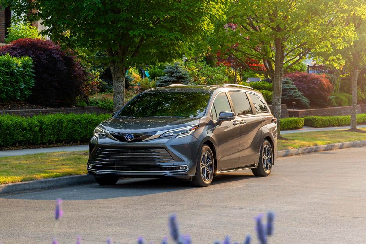 Toyota-2025-Sienna-5.jpg