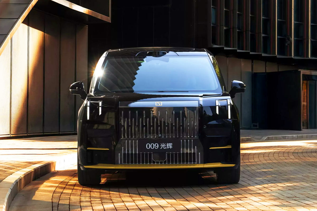 Zeekr-009-Grand-Collector-Edition-Revealed-2.jpg