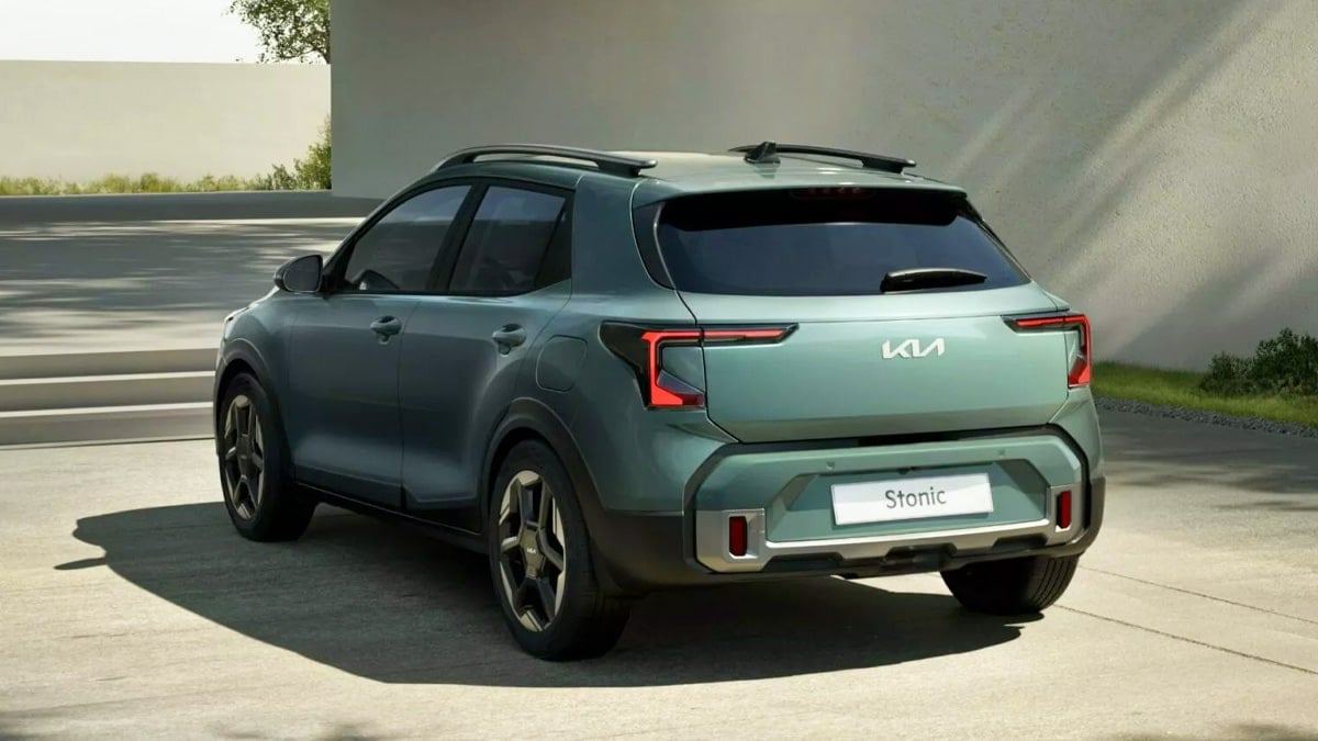 Kia-unveils-the-new-Stonic-4.jpg