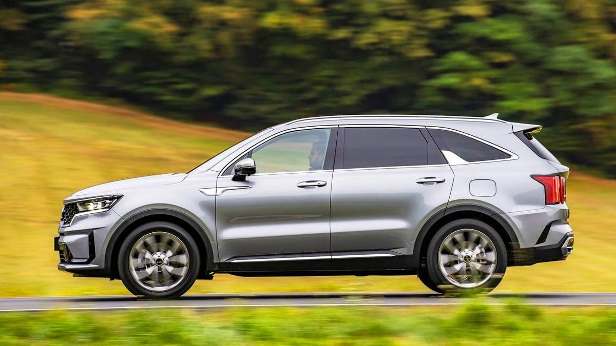 kia-sorento-hybrid-used-market-price-3.jpg