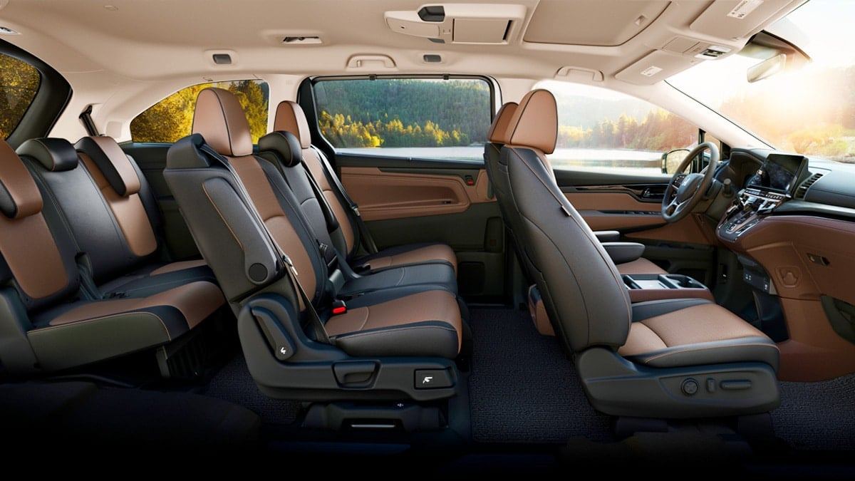 Hondas-new-Odyssey-is-popular-as-a-family-car-4.jpg