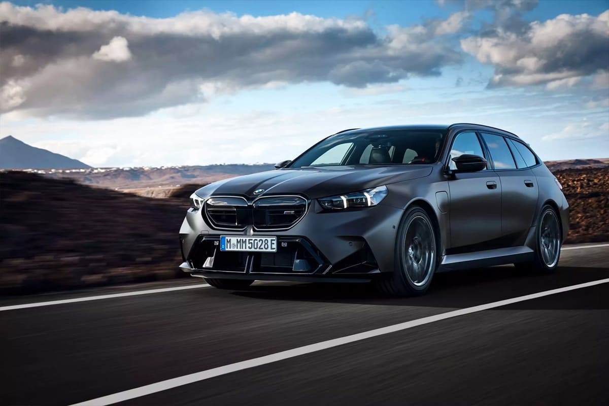 2025-BMW-M5-Touring-4.jpg