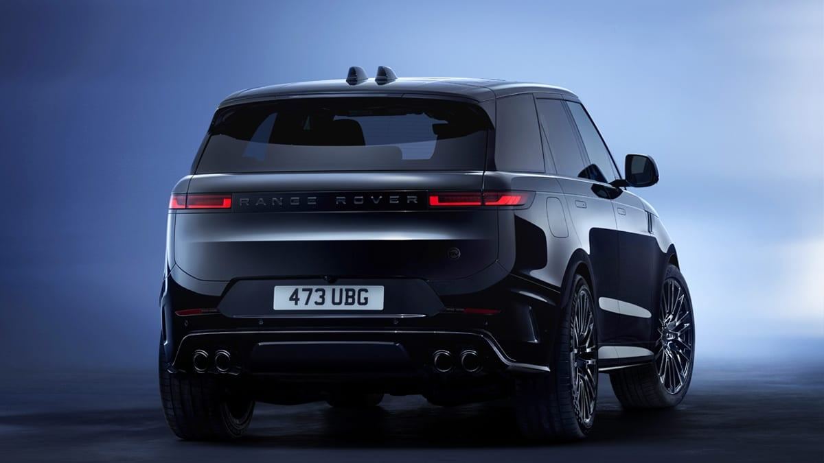 Range-Rover-Sport-SV-Black-Revealed-3.jpg