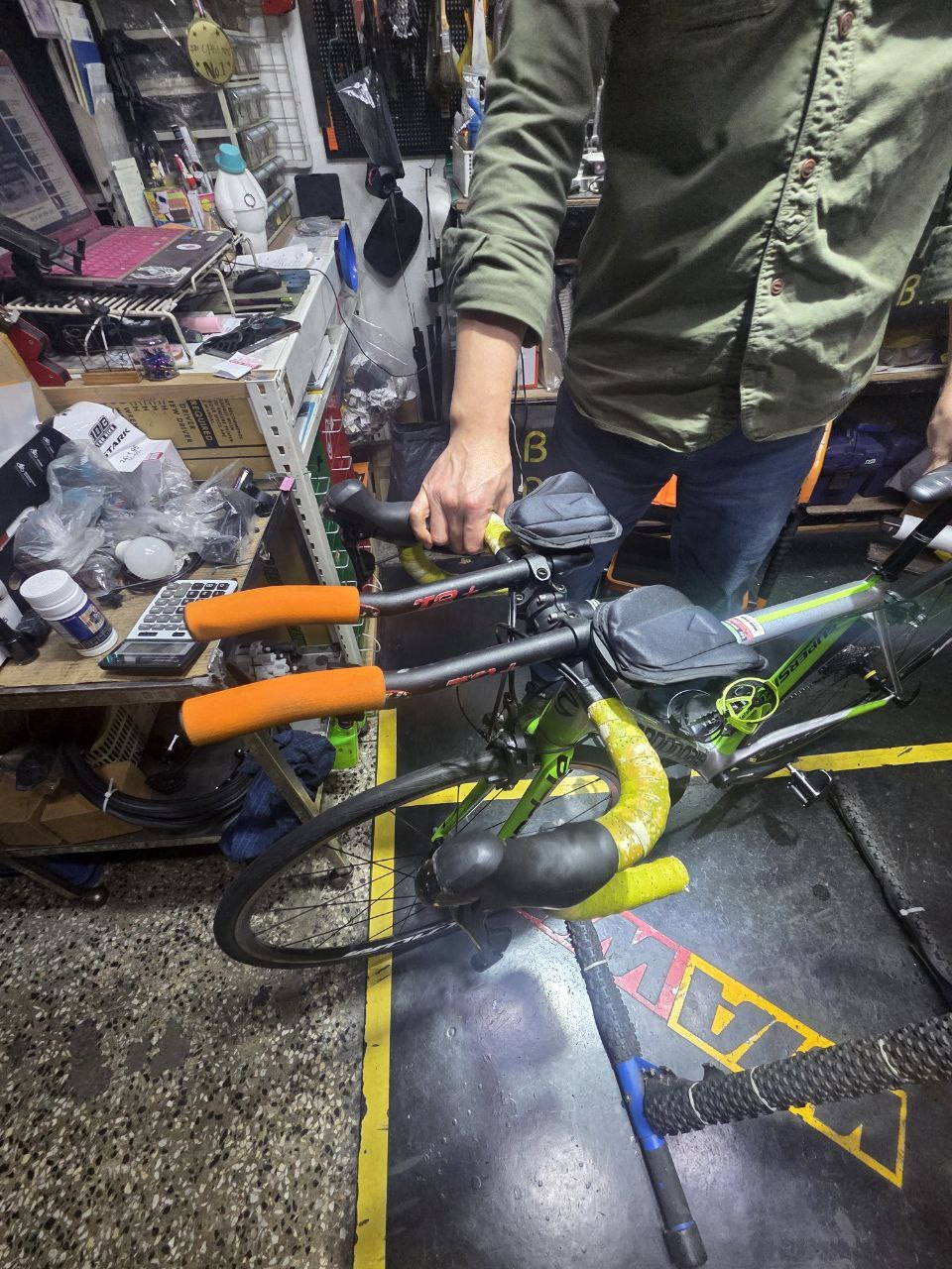 베이스바이크 핸들바 달기 후.jpg