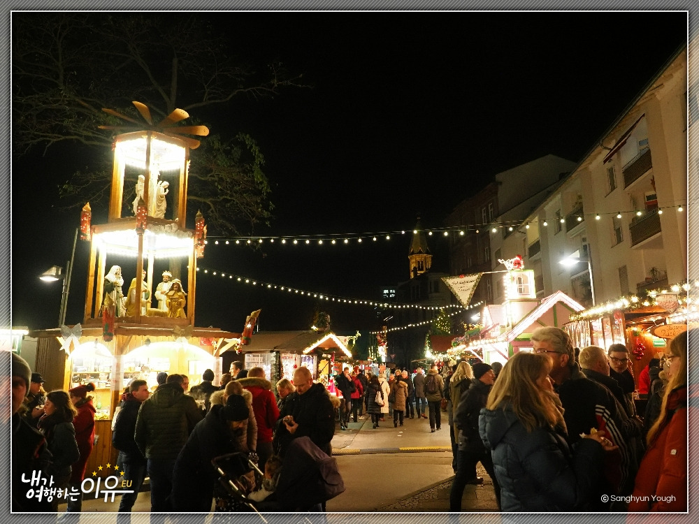 크리스마스피라미드03_프랑크푸르트.jpg
