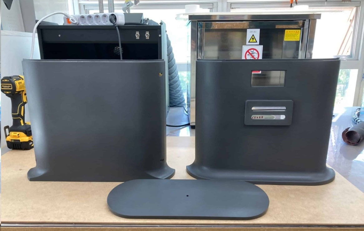 로봇 충전 스테이션 시제품 제작.jpg