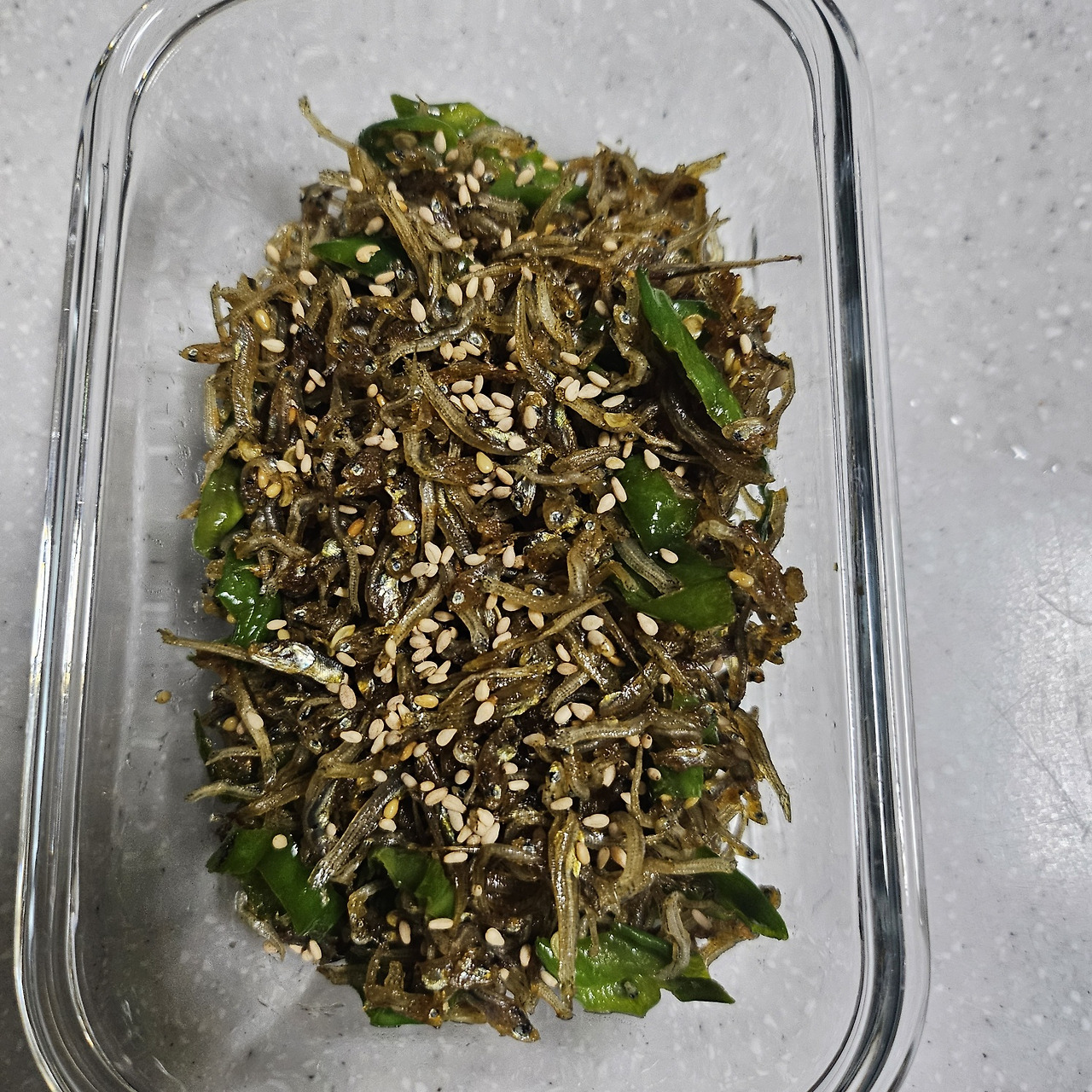 꽈리고추멸치볶음 완성.jpg