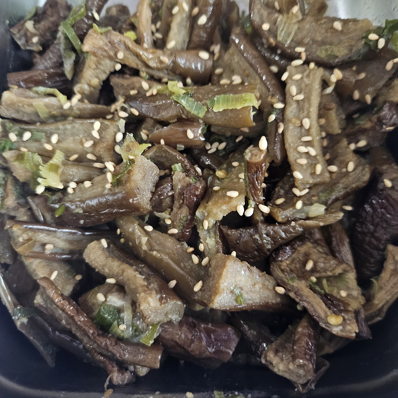 건가지나물 완성.jpg