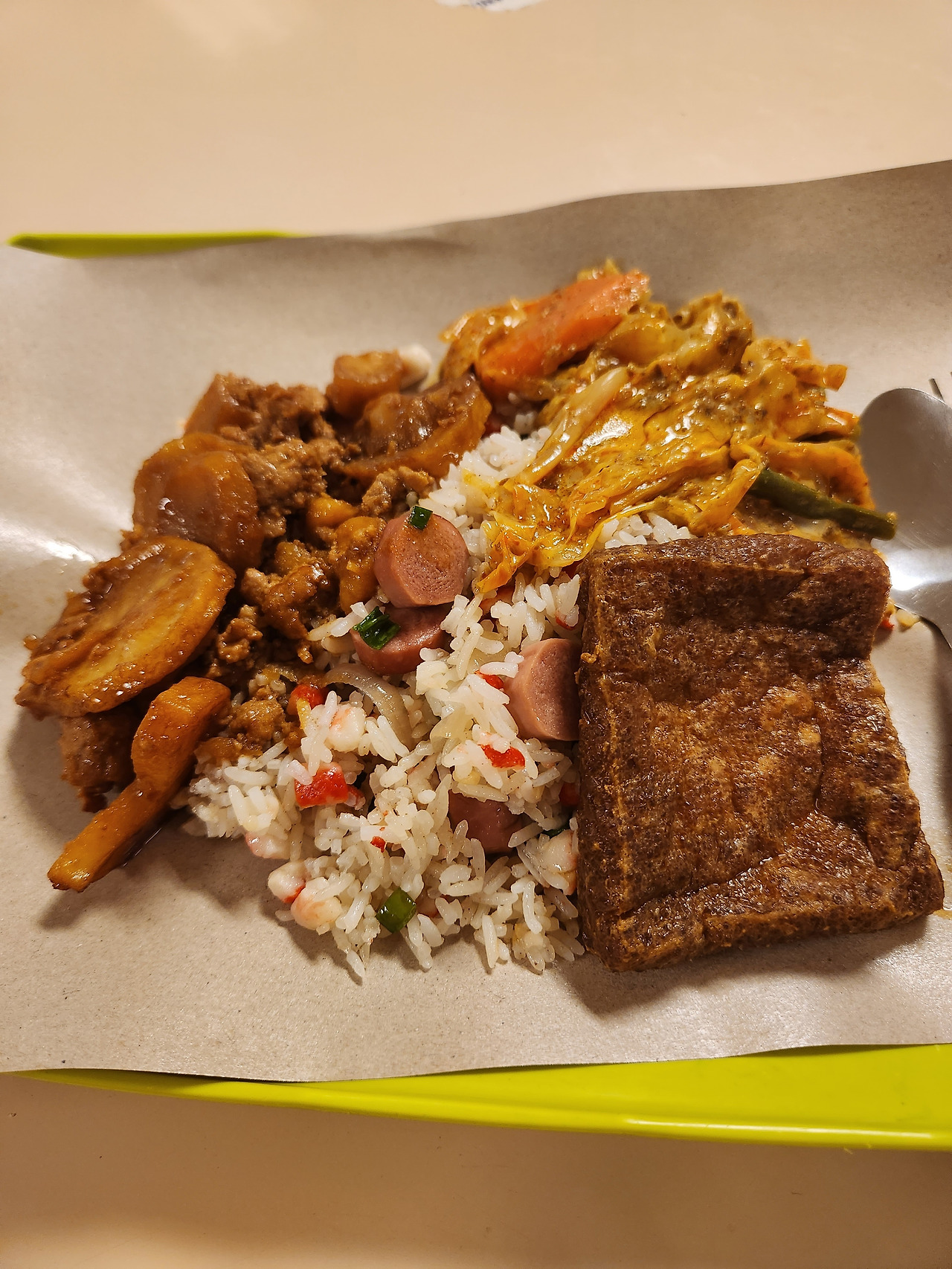 호커센터 음식.jpg