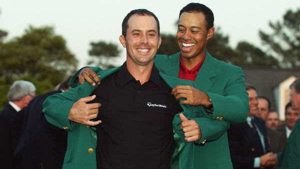 Big-Read-Mike-Weir-with-Tiger-Woods-Green-Jacket.jpg