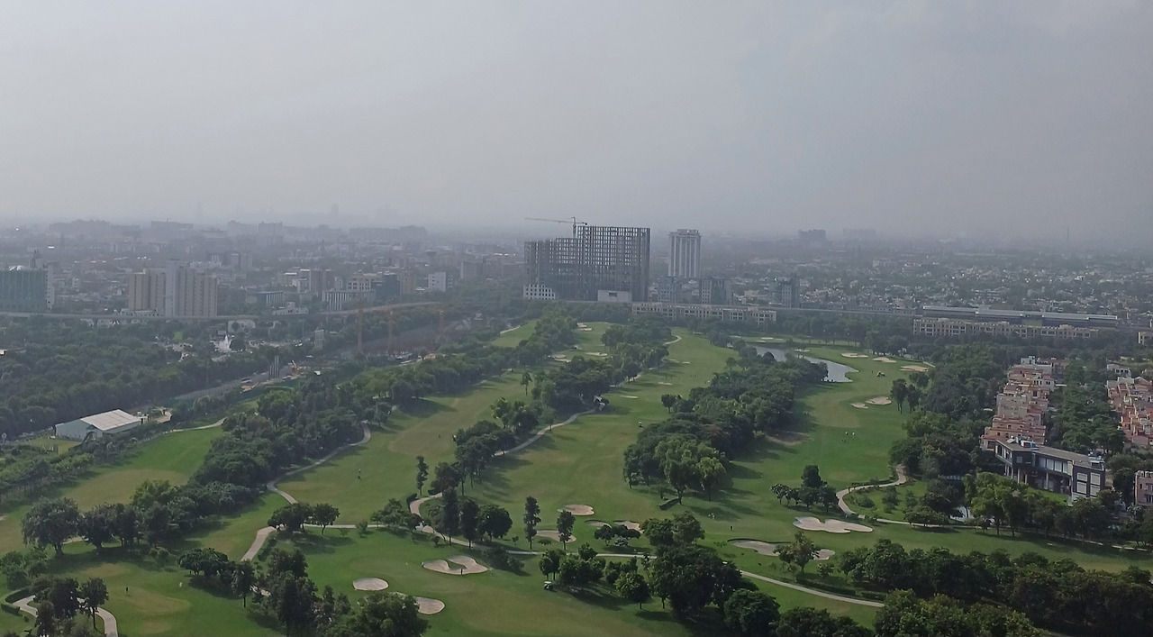 골프장 낀 아파트 20230826_155140.jpg