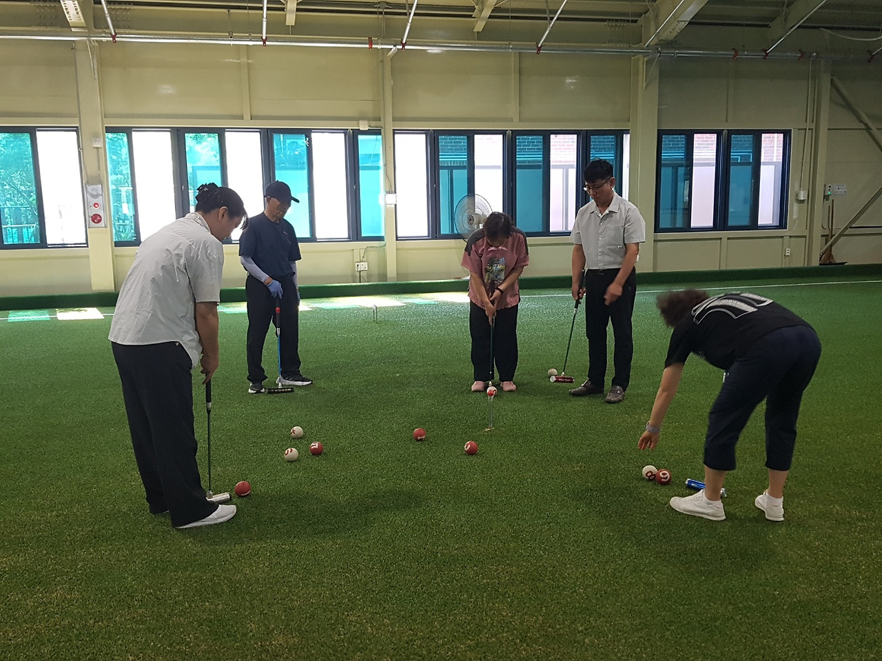 게이트볼교실 참가자들.jpg