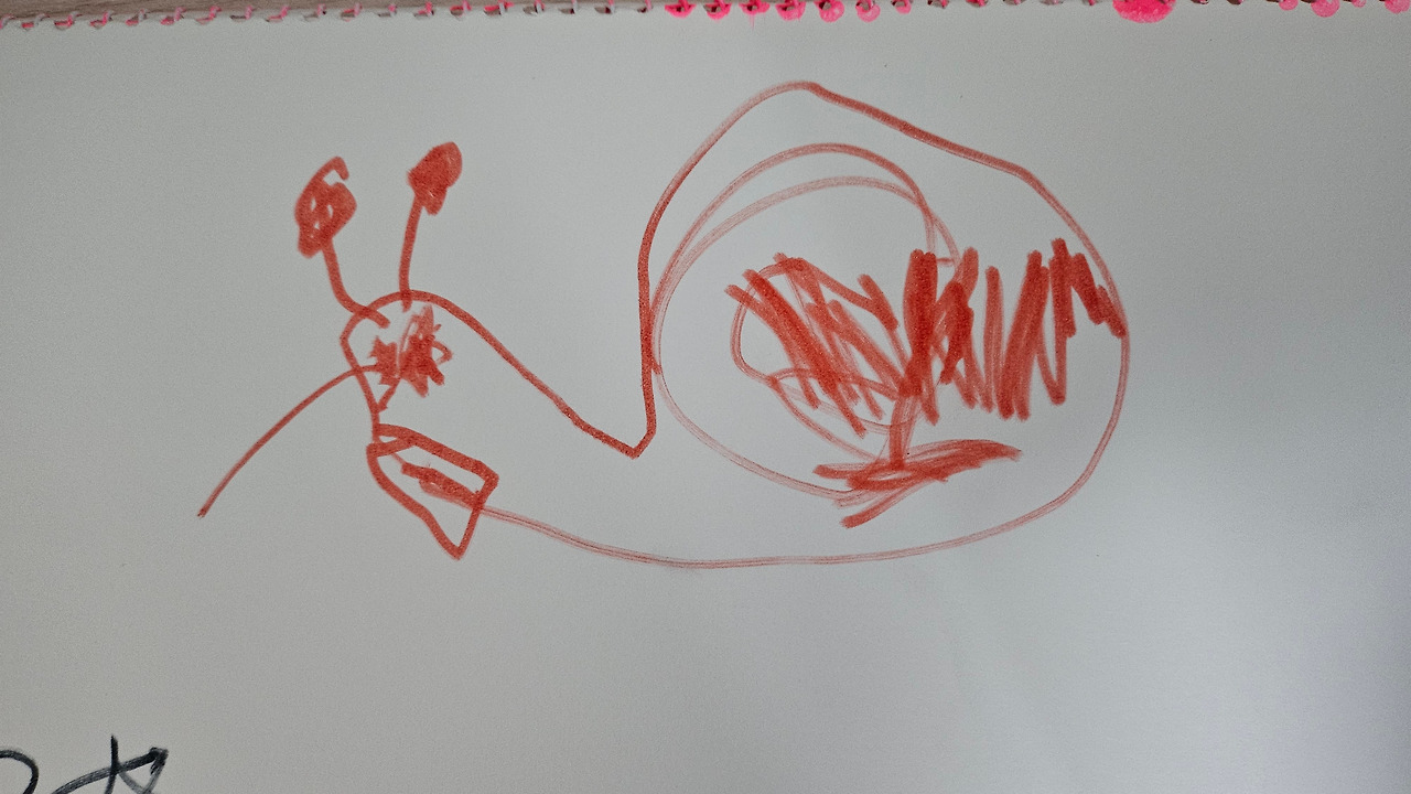 하트를 그리다 달팽이로 변형.jpg