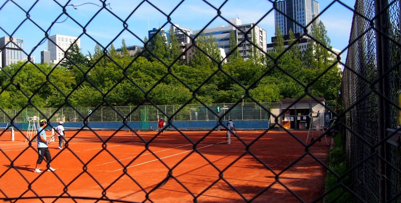 우쓰보공원 테니스장.jpg
