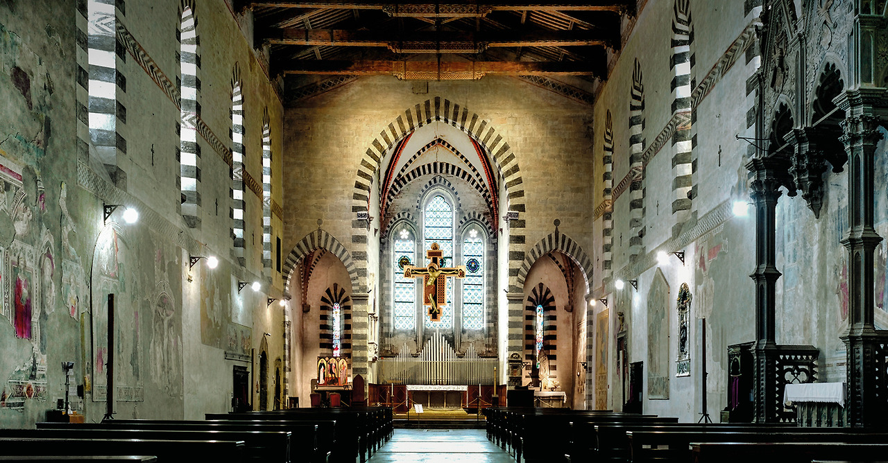 Chiesa_di_San_Domenico_Arezzo_11.jpg