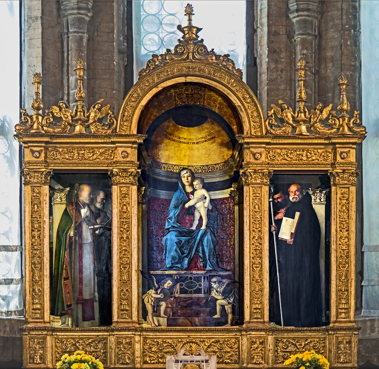 Frari_(Venice)_-_Sacristy_-_triptych_by_Giovanni_Bellini.jpg