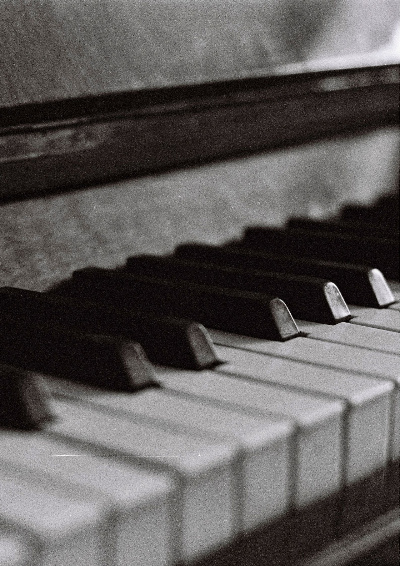 검은색 흰색 심플한 피아노 음악 학원 모집 포스터.jpg