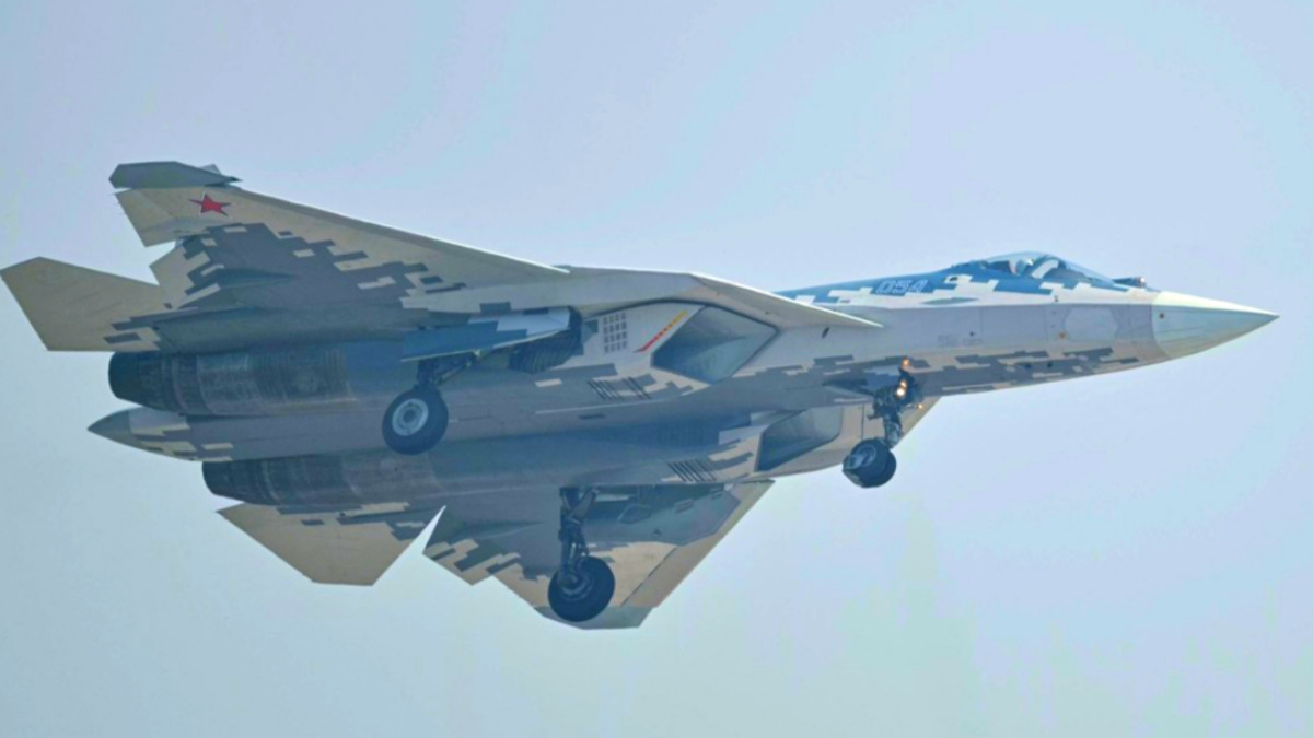 Su-57-with-New-Engine.jpg