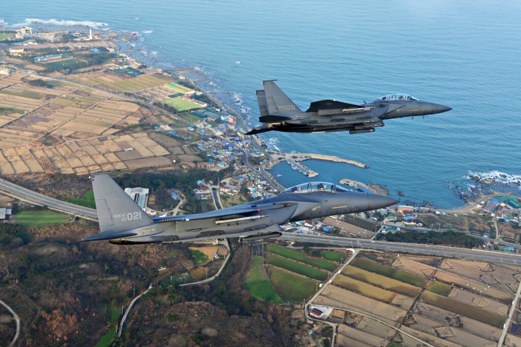 F-15K-fighter-jets-owned-by-the-South-Korean-Air-Force002-1024x683.jpg